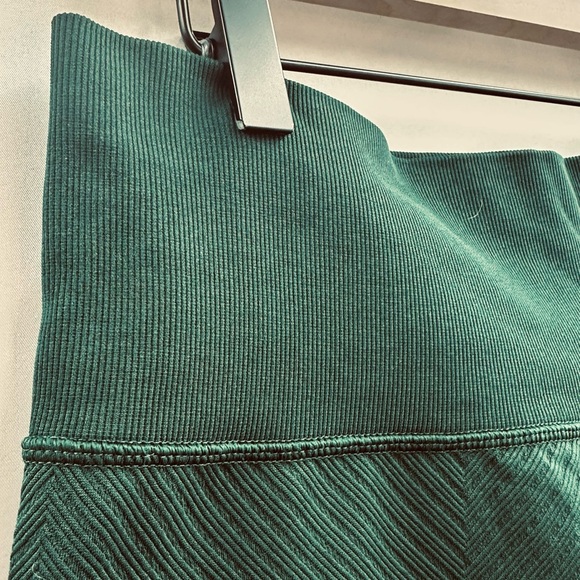 DSG Brand Chevron Ribbed Deep Green Women’s 7/8 Workout Leggings, NWOT, XXL - Picture 4 of 7